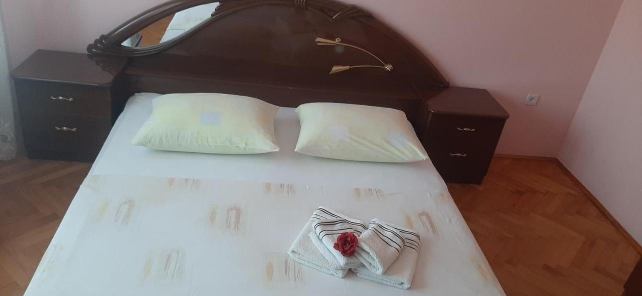 Apartment Vana Трогир Екстериор снимка