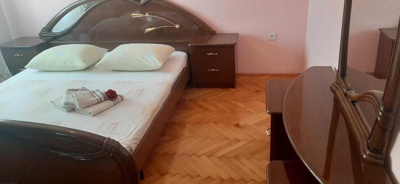 Apartment Vana Трогир Екстериор снимка