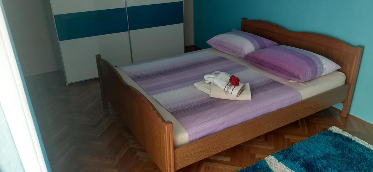 Apartment Vana Трогир Екстериор снимка
