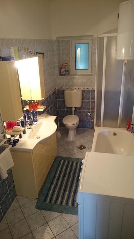 Apartment Vana Трогир Екстериор снимка