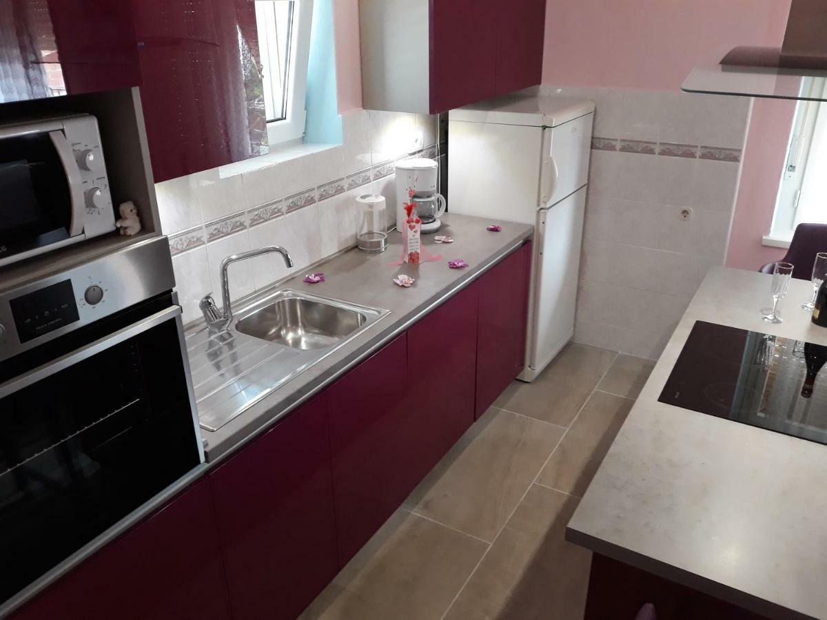 Apartment Vana Трогир Екстериор снимка